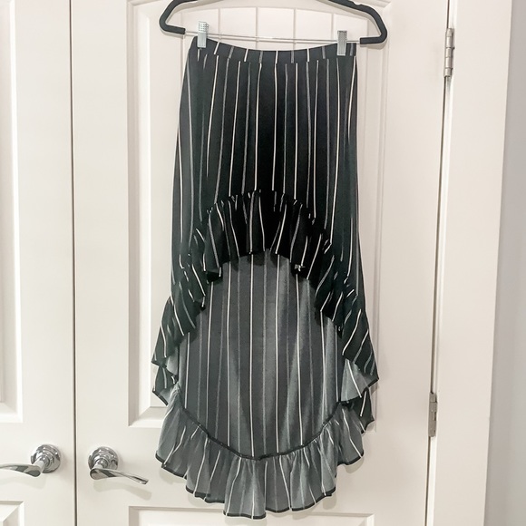 Express Pin Stripe Two Piece -Top & High Low Skirt - Picture 4 of 5
